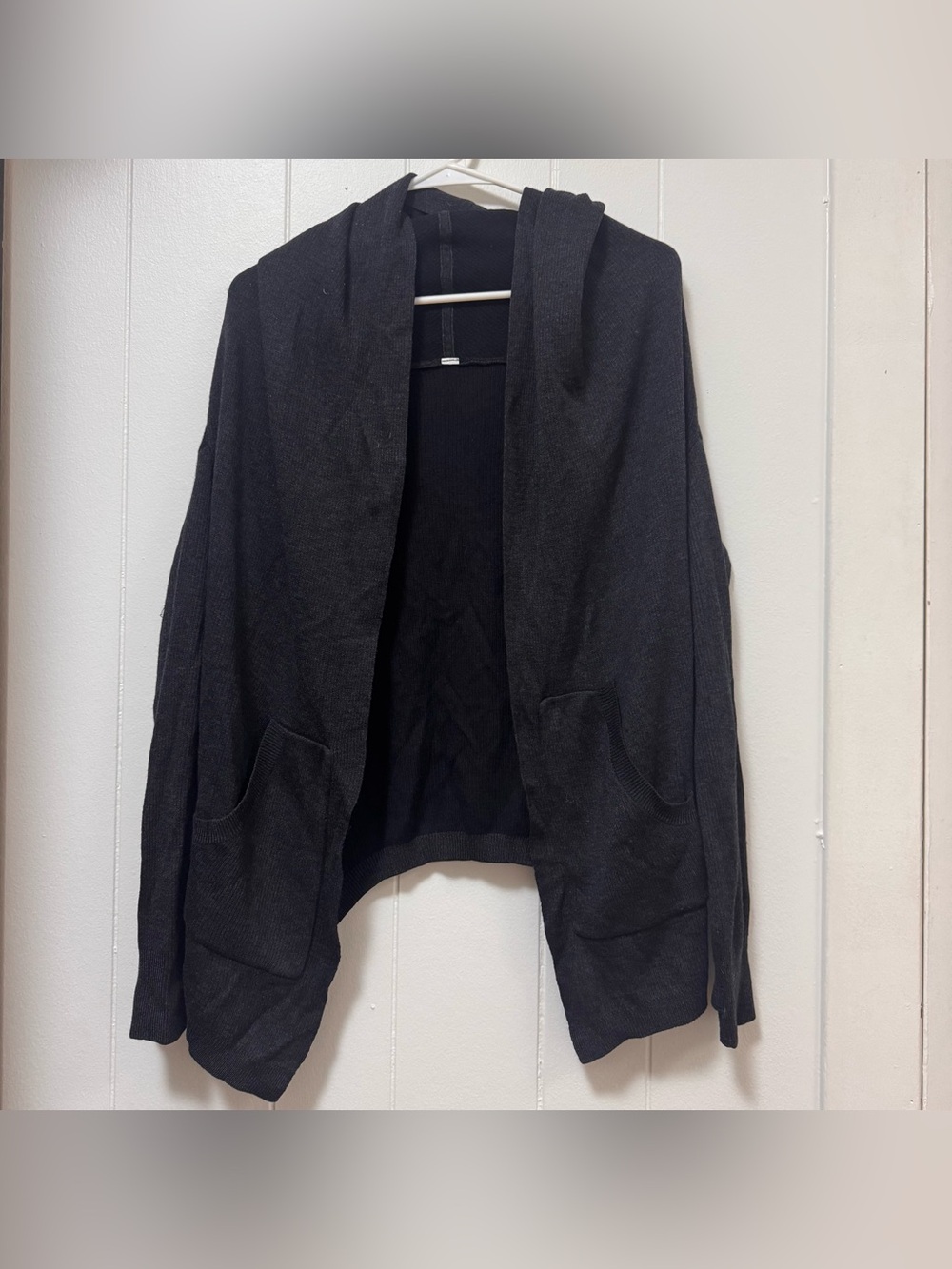 Lululemon Cabin Yogi Wrap
Cardigan Gray Hooded Open Front
Sweater Thumbhole XS